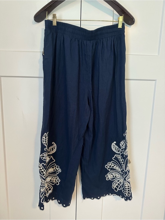 Christian Siriano Pants - Christian Siriano Navy Elastic Waist Crop Pants with Embroidery